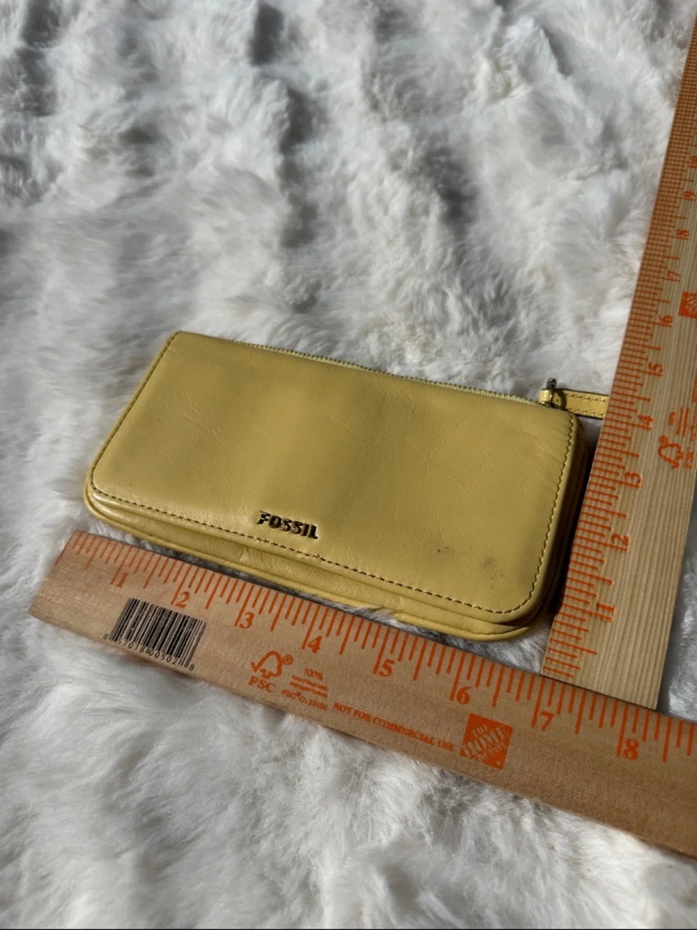 Fossil sleek zip